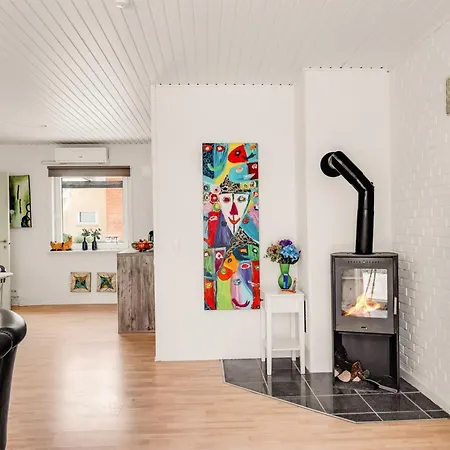 Heloise - 900m From The Sea By Interhome Apartman *